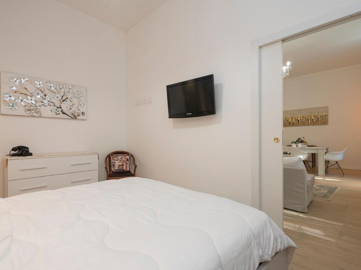 Ferienwohnung White Loft Near Duomo Orti 14 Mailand Exterior foto